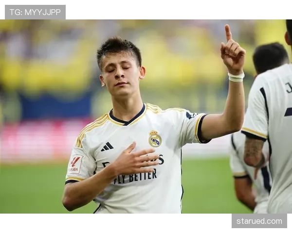 居莱尔与巴尔韦德：中场位置竞争及战术适配性对比