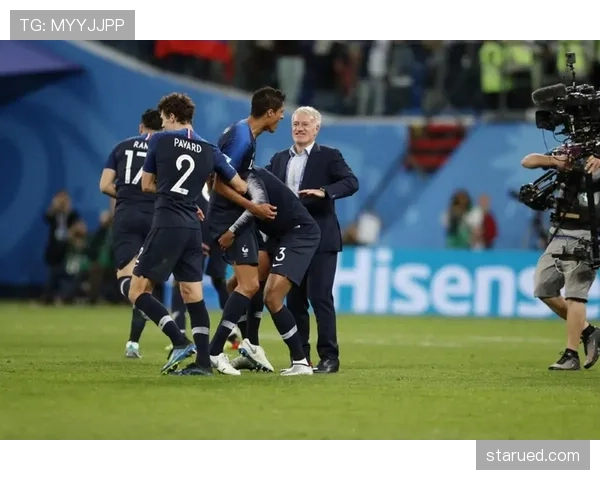 德尚技术理念强调战术纪律与攻守平衡，持续提升法国队竞争力